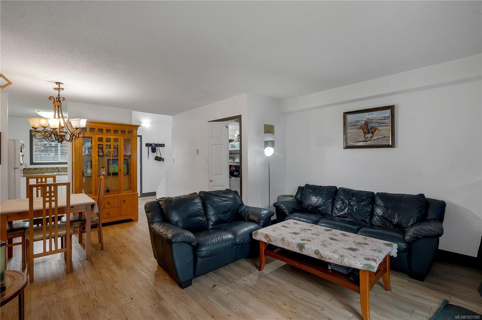 824 Island Hwy S # 105