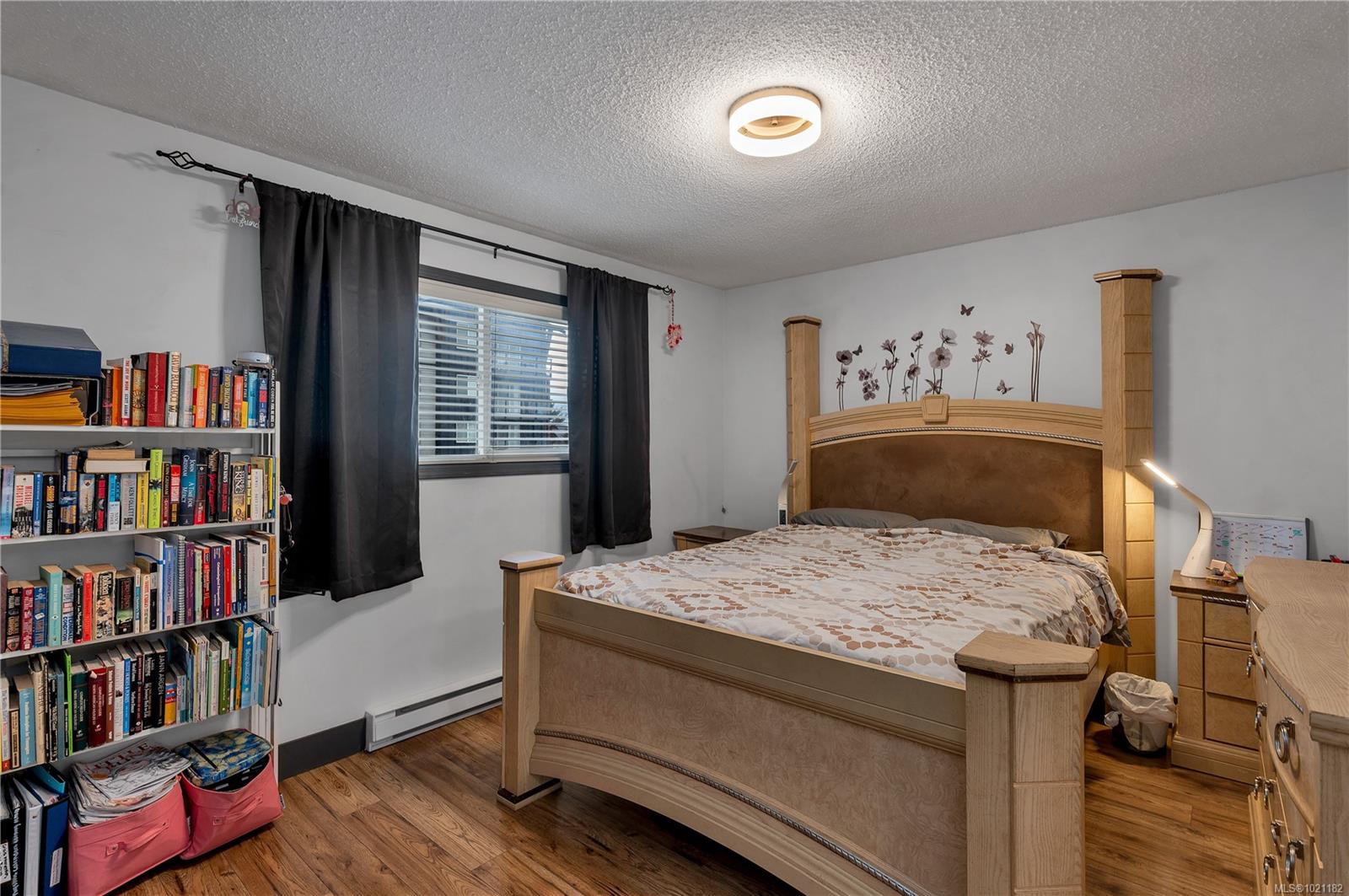 824 Island Hwy S # 105