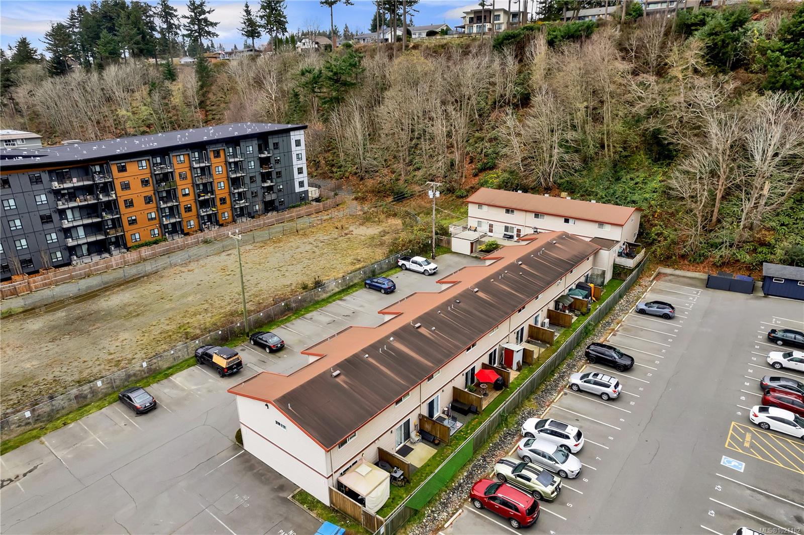 824 Island Hwy S # 105