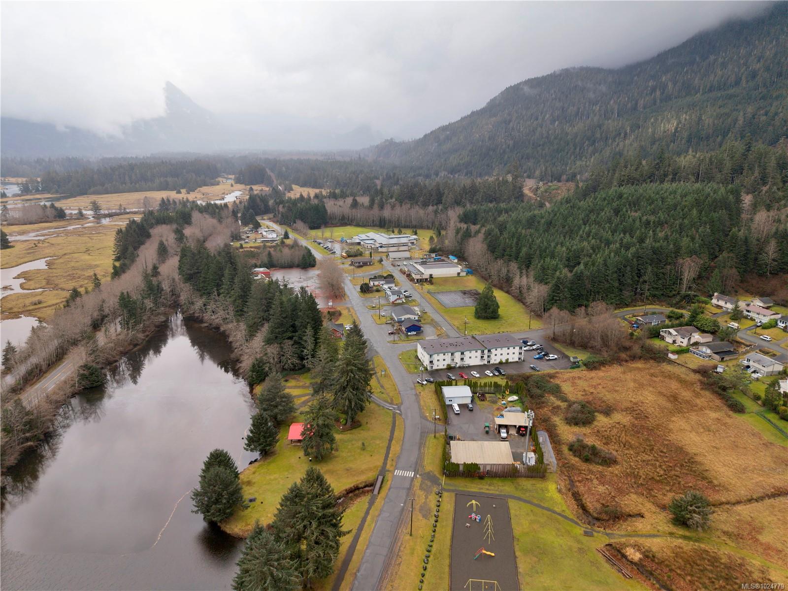 611 MacMillan Dr # 307