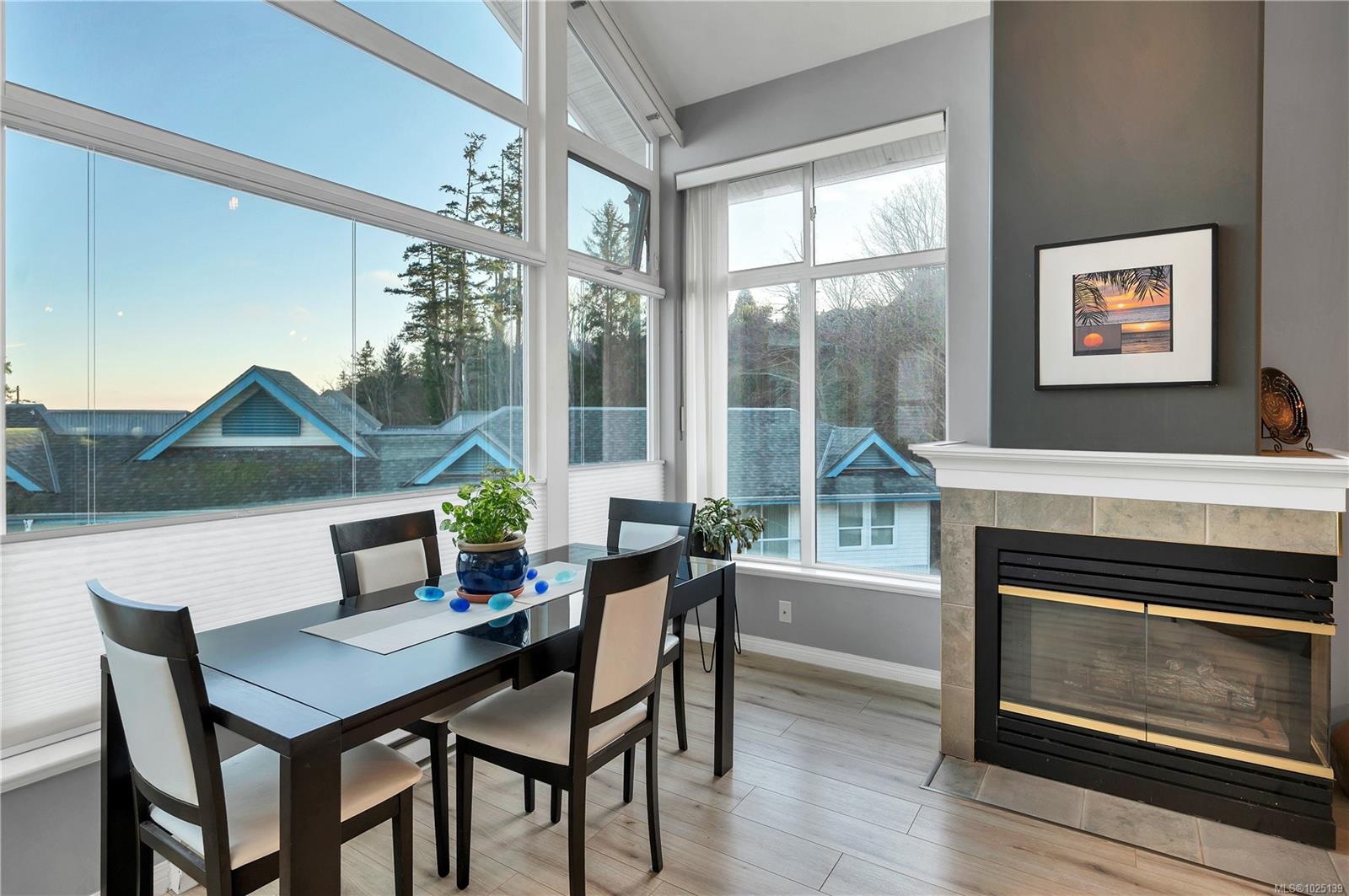 350 Island Hwy S # 407