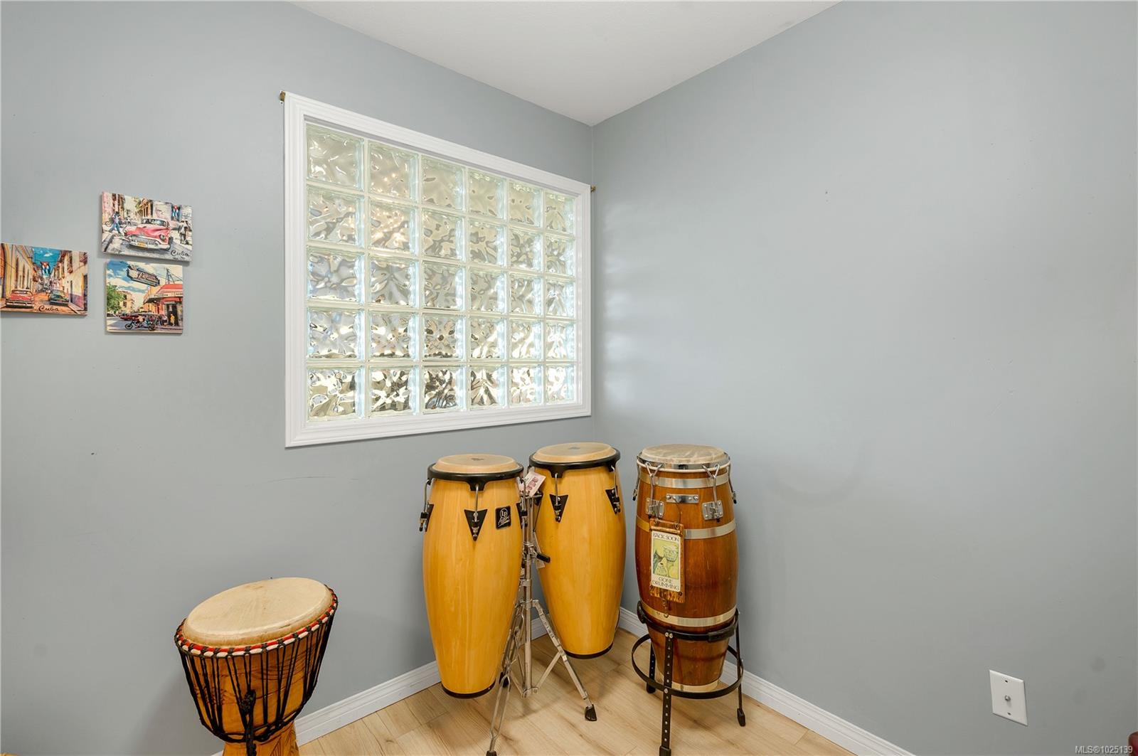 350 Island Hwy S # 407