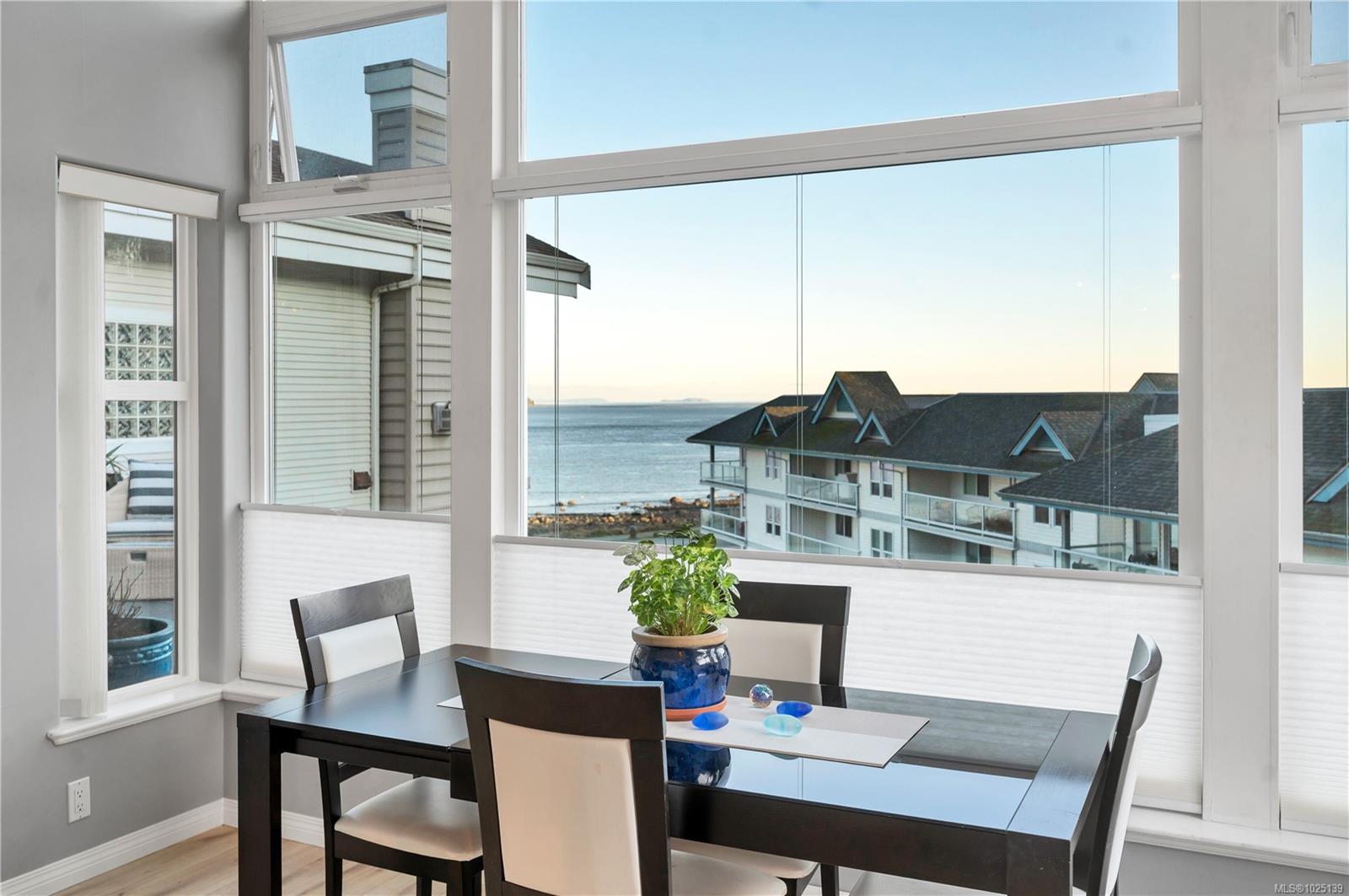 350 Island Hwy S # 407