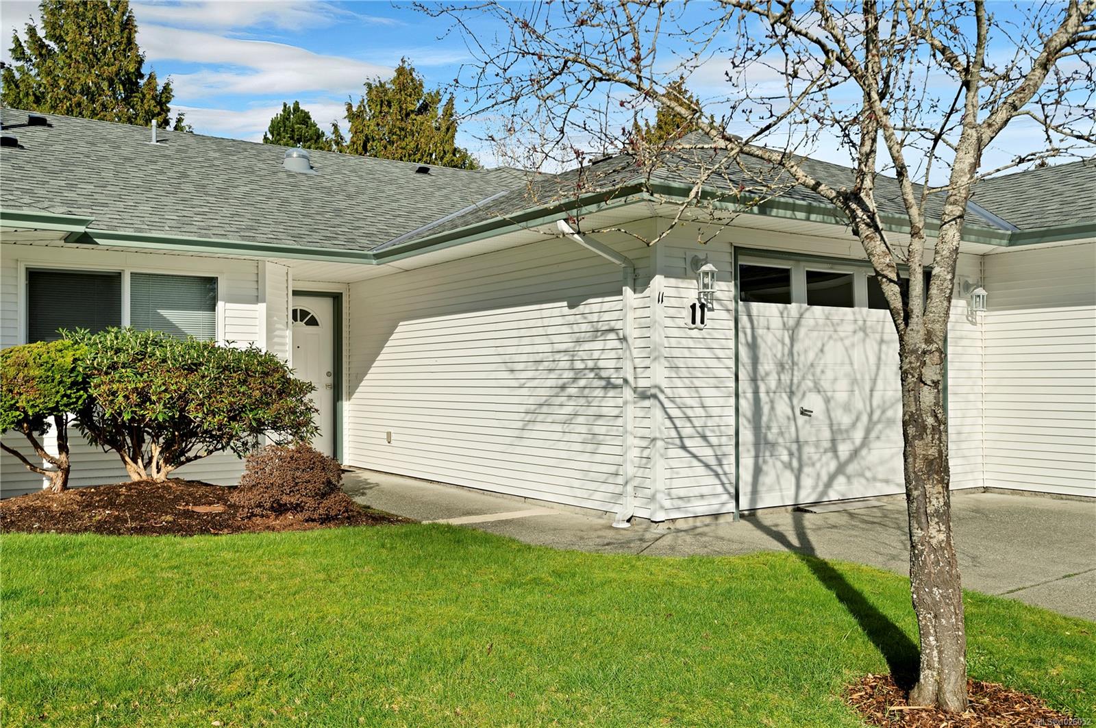 396 Harrogate Rd # 11