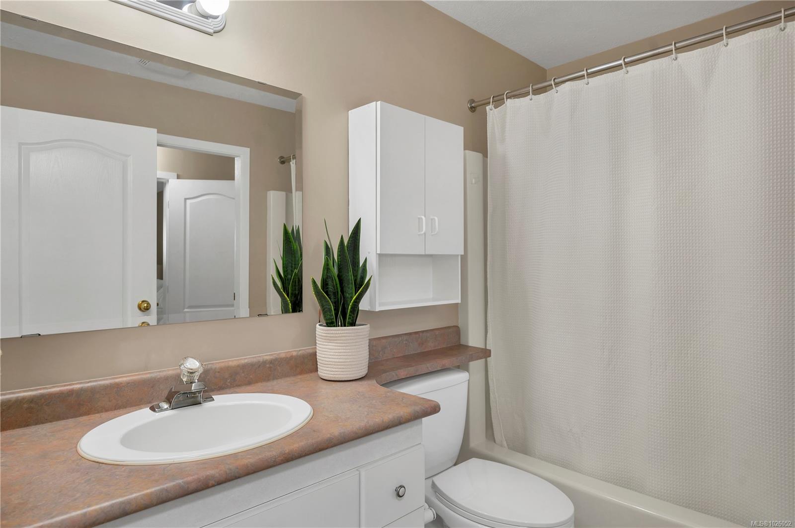 396 Harrogate Rd # 11