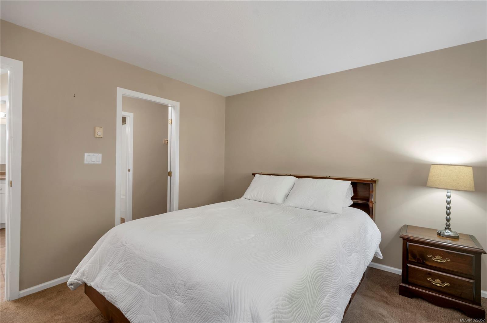 396 Harrogate Rd # 11