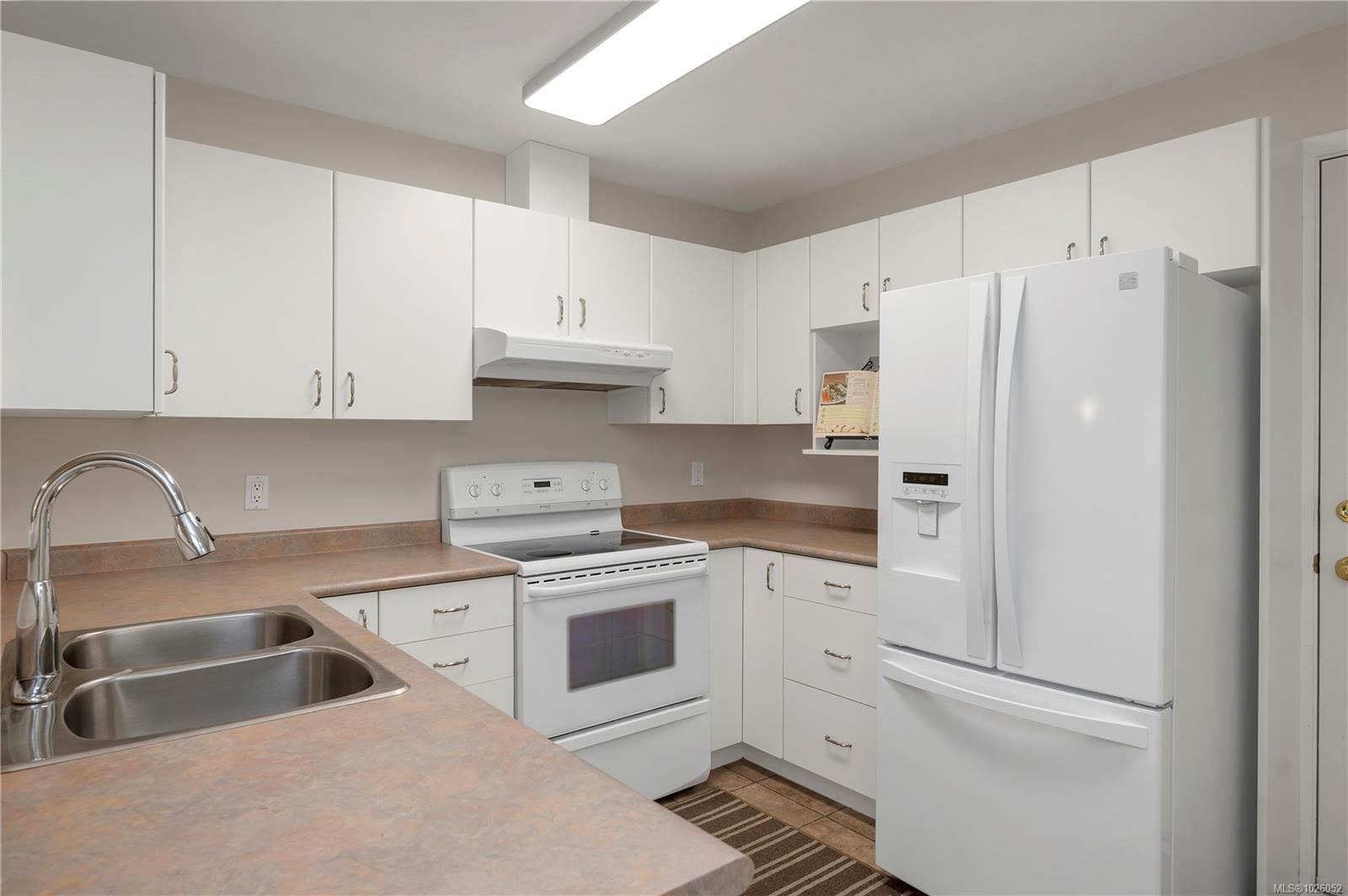 396 Harrogate Rd # 11