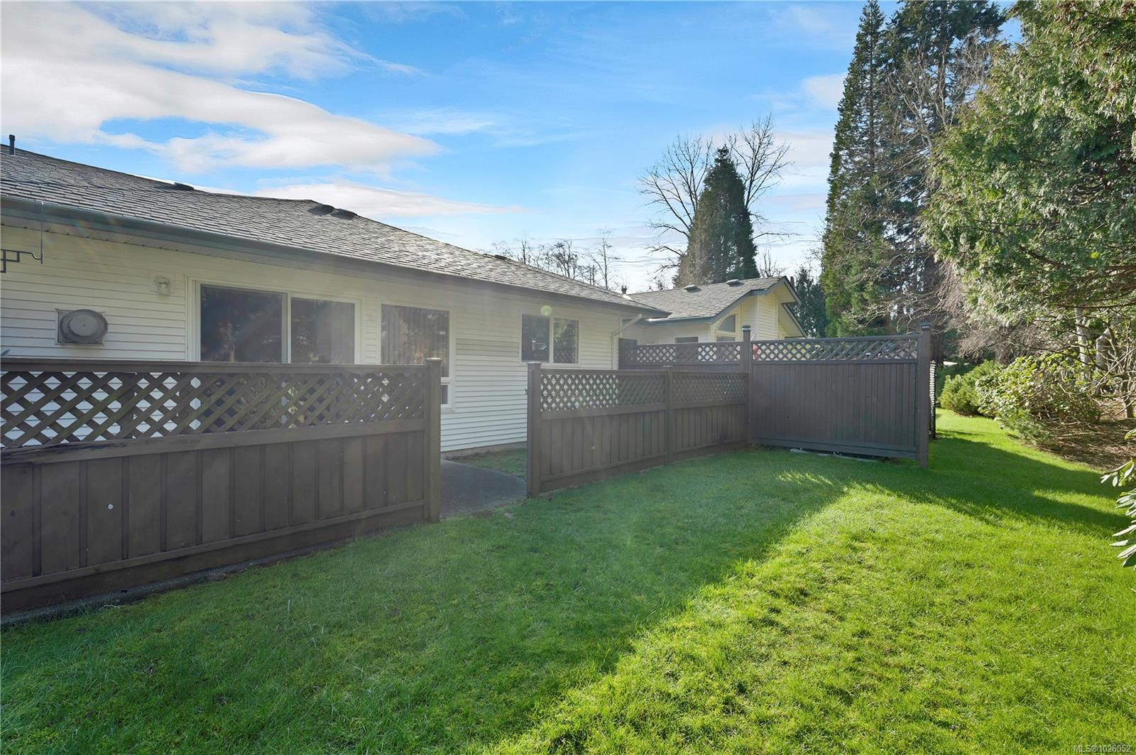 396 Harrogate Rd # 11