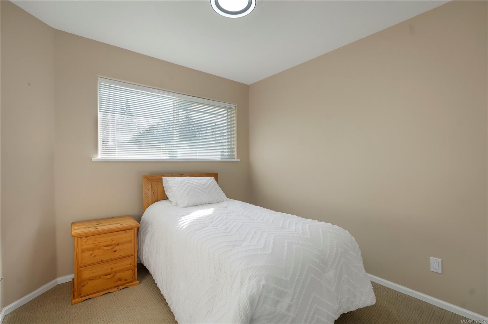 396 Harrogate Rd # 11