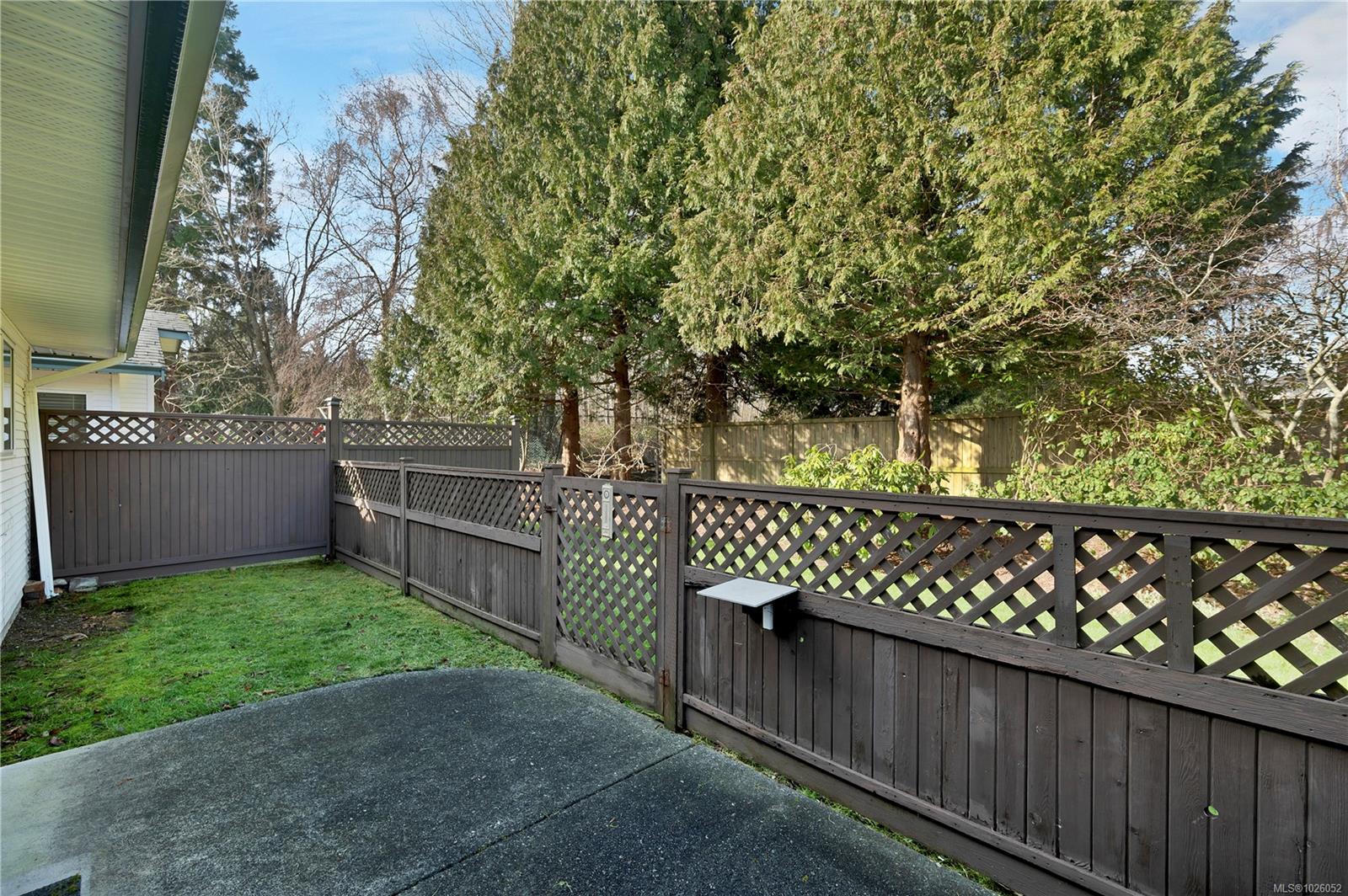 396 Harrogate Rd # 11