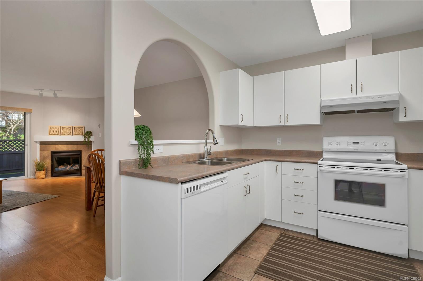 396 Harrogate Rd # 11