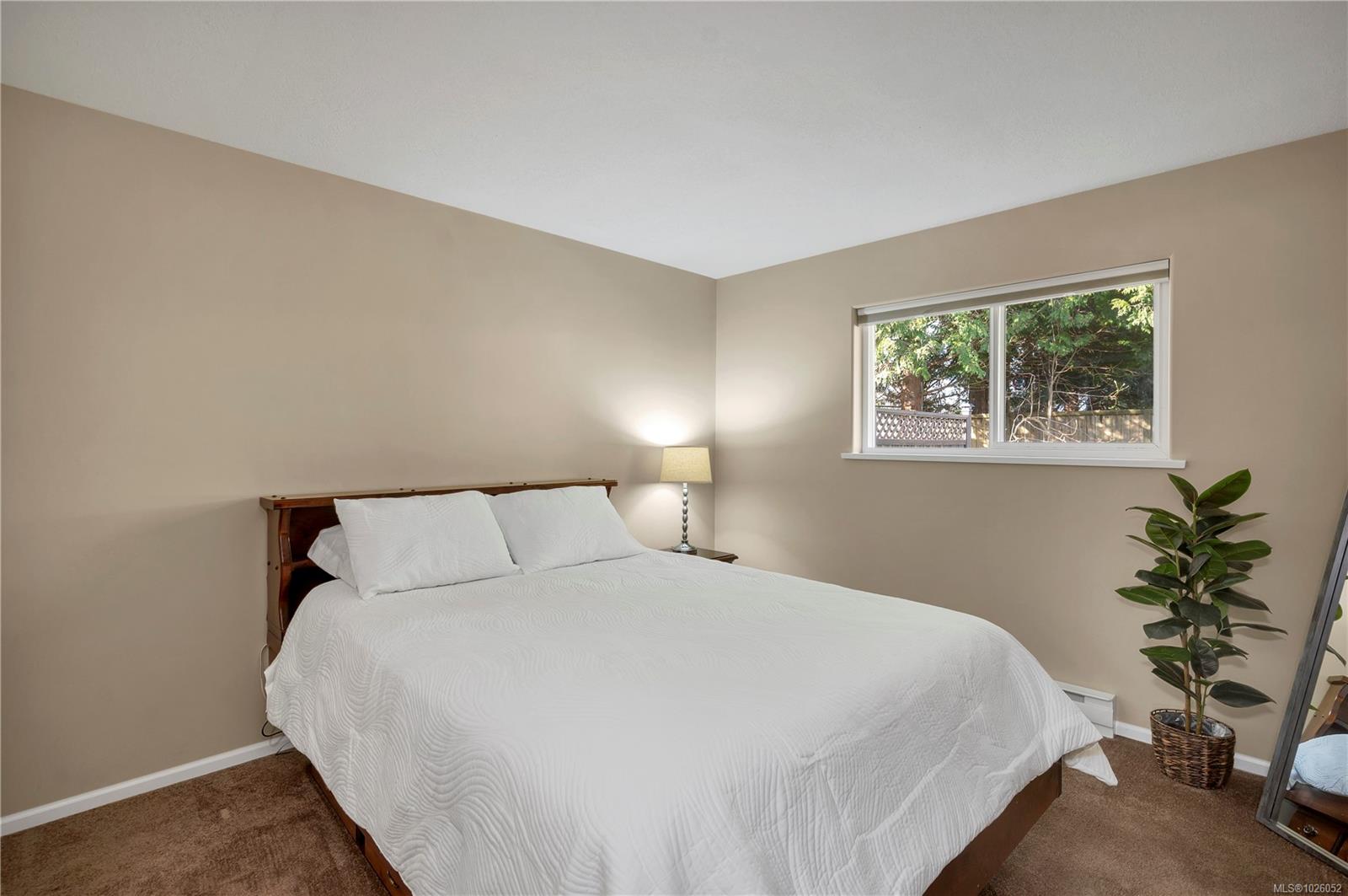 396 Harrogate Rd # 11