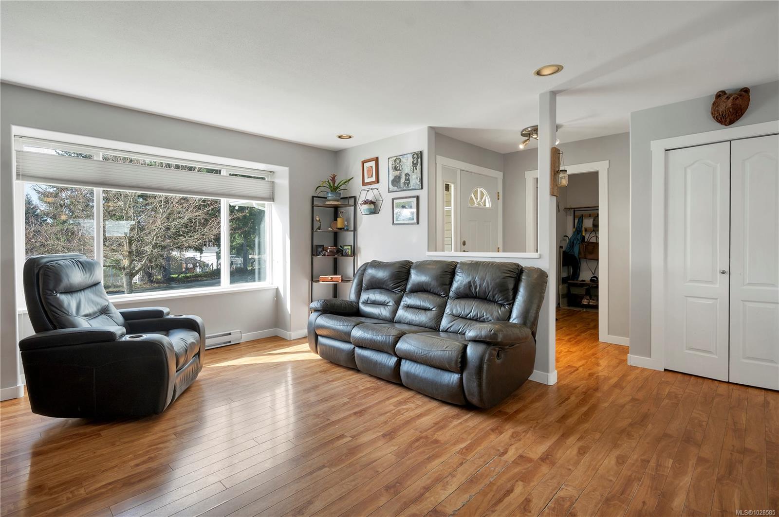 1041 Shellbourne Blvd