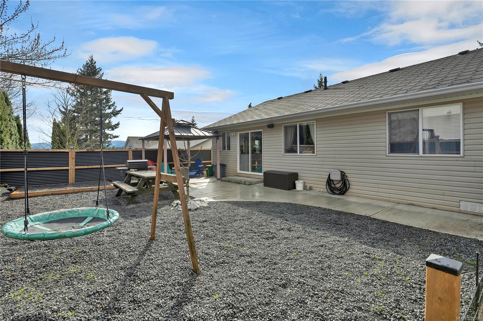 1041 Shellbourne Blvd