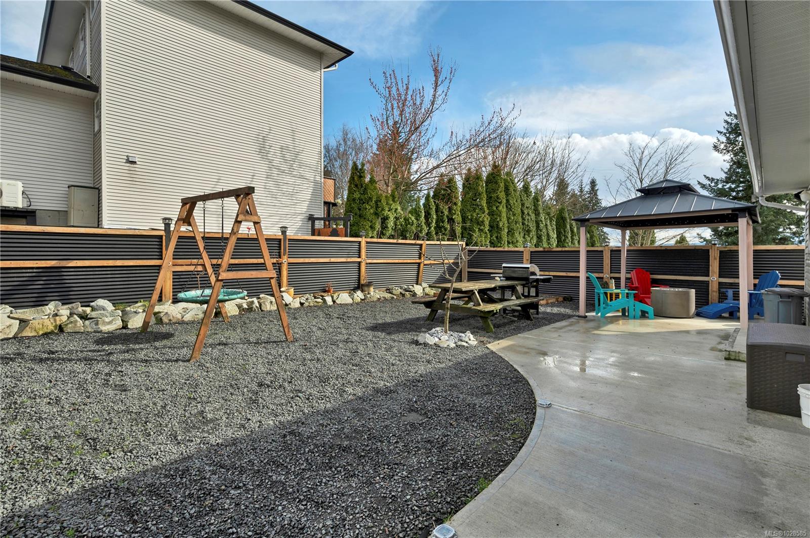 1041 Shellbourne Blvd