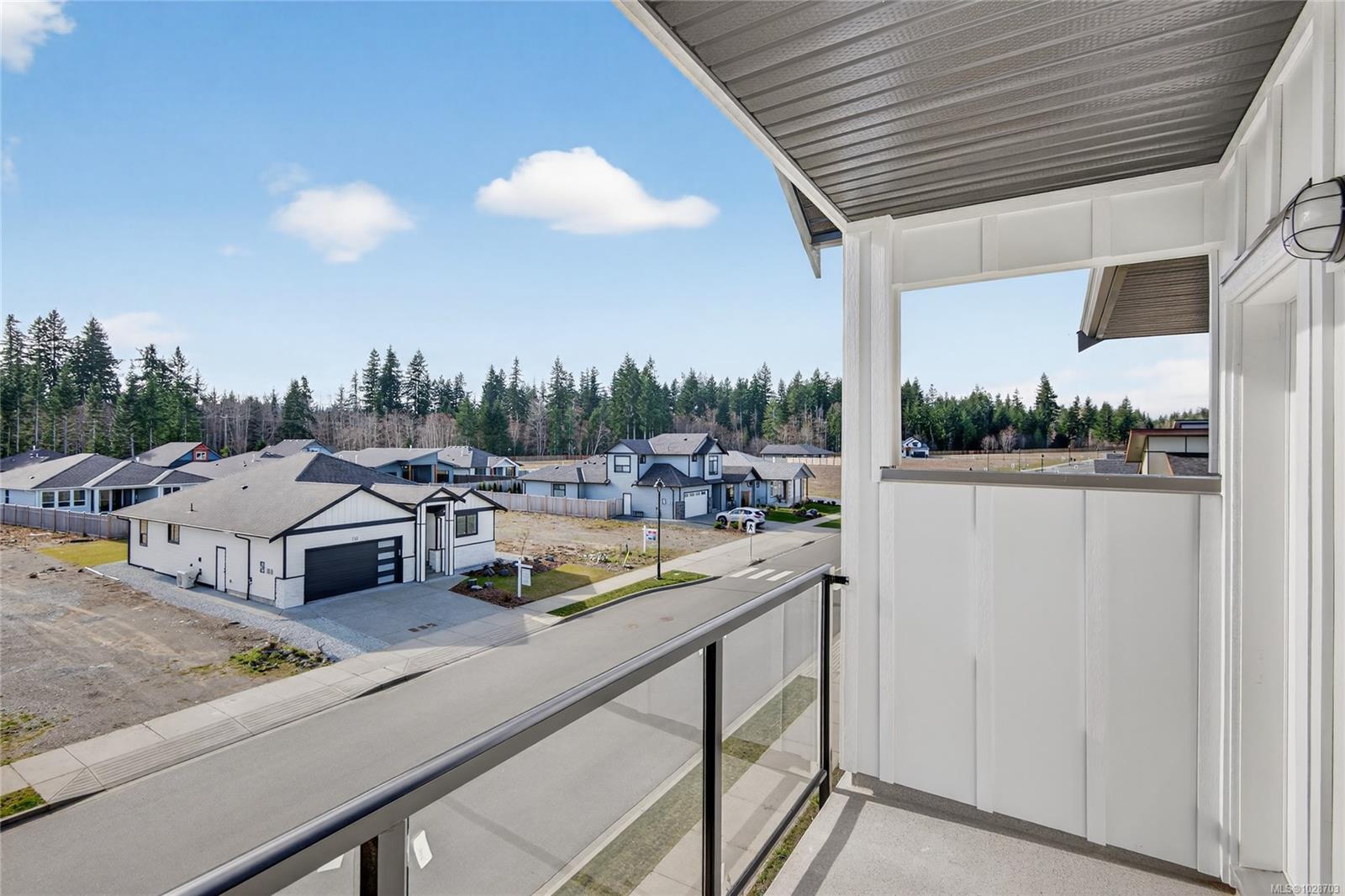 704 Beaver Creek Blvd #3