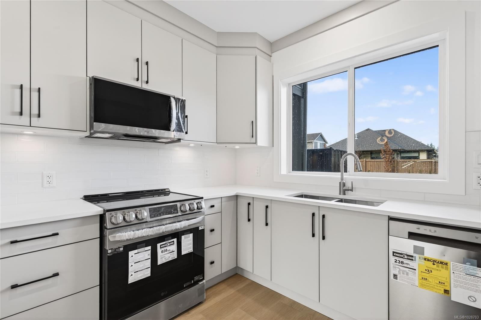 704 Beaver Creek Blvd #3