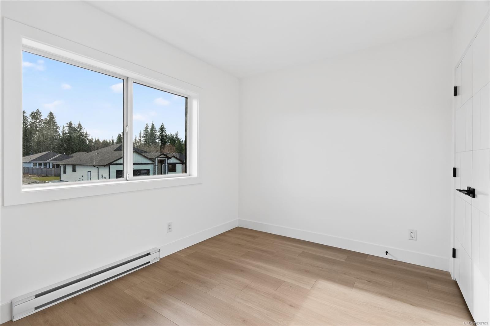 704 Beaver Creek Blvd #3