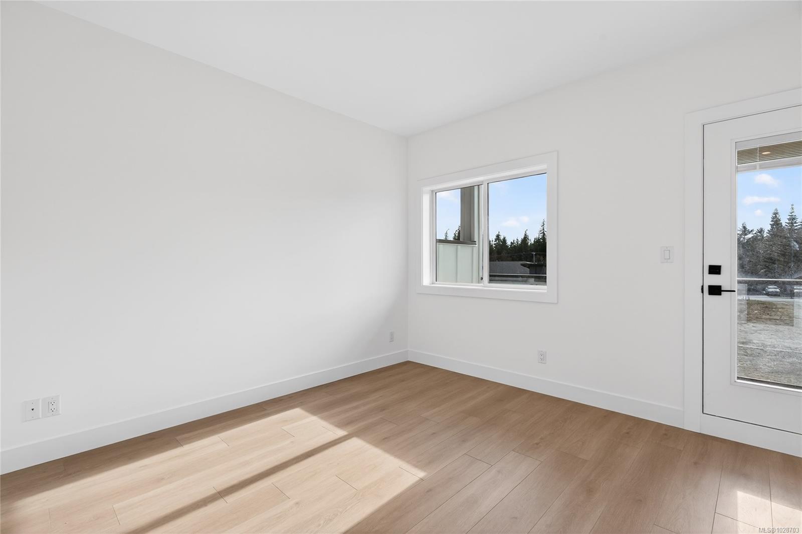 704 Beaver Creek Blvd #3