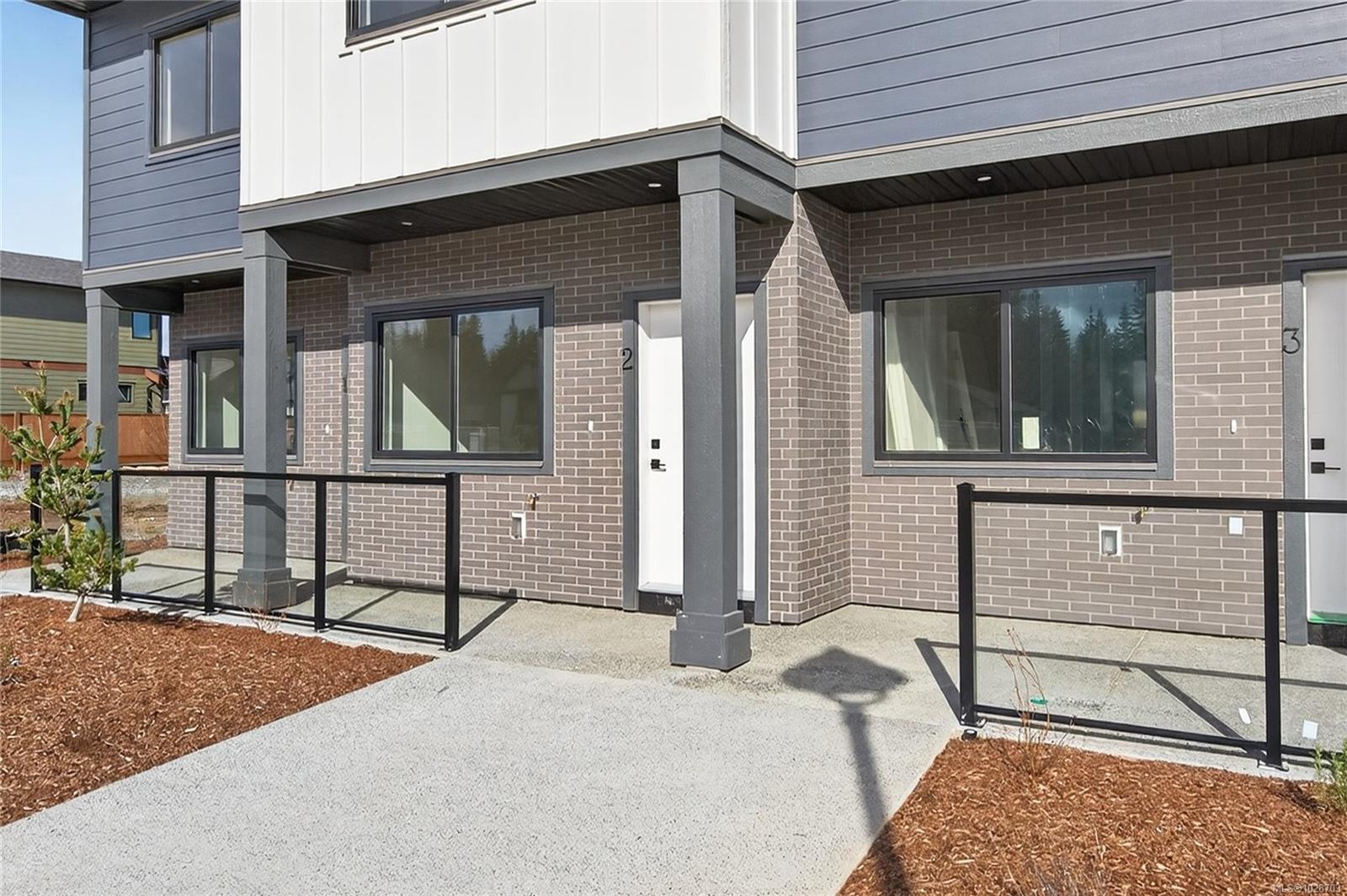 704 Beaver Creek Blvd #3
