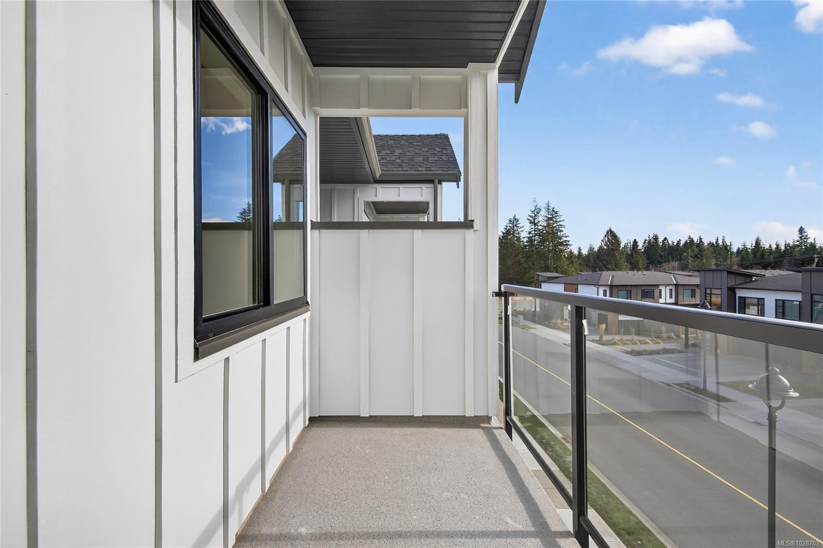 704 Beaver Creek Blvd #3