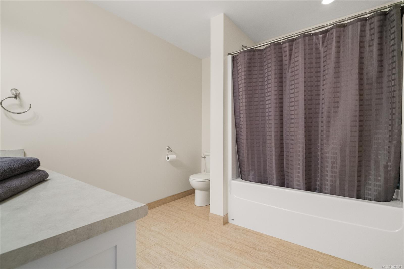742 Nelson Rd