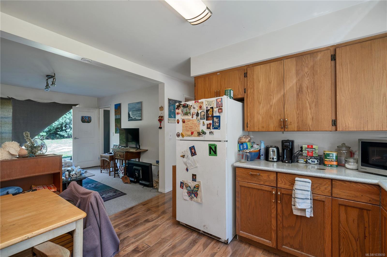 1376 Hooley Rd