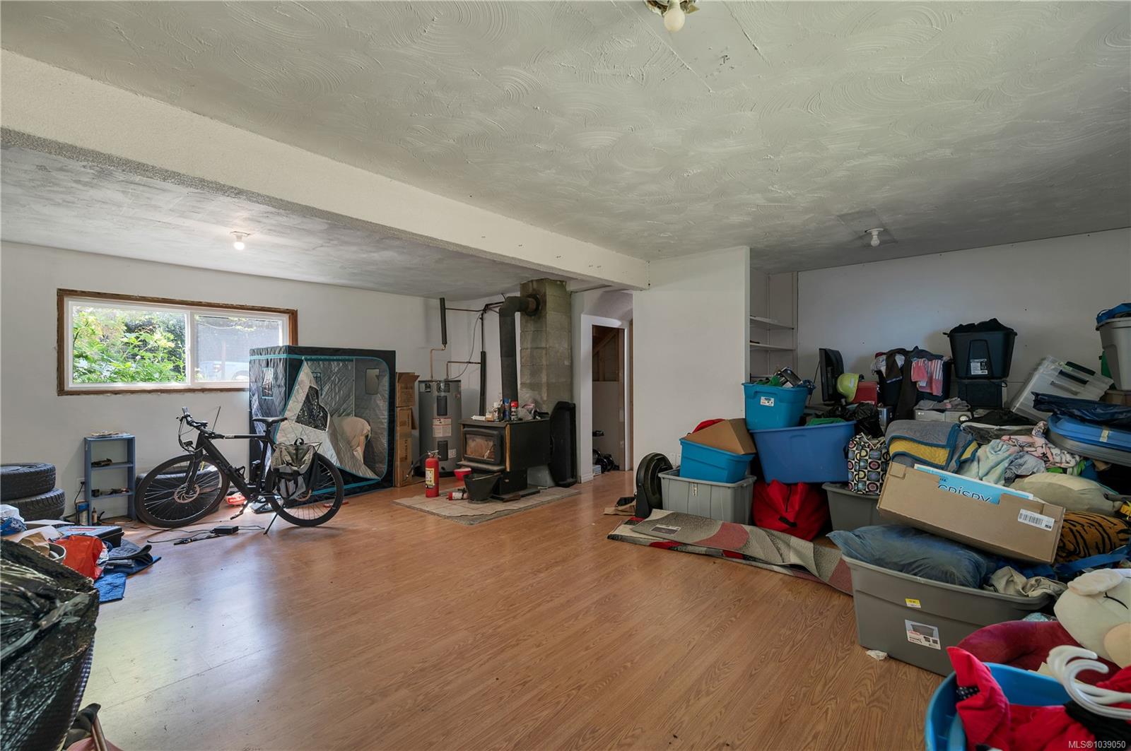 1376 Hooley Rd