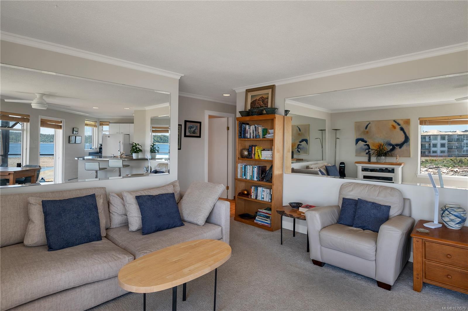 27 Island Hwy S #1202