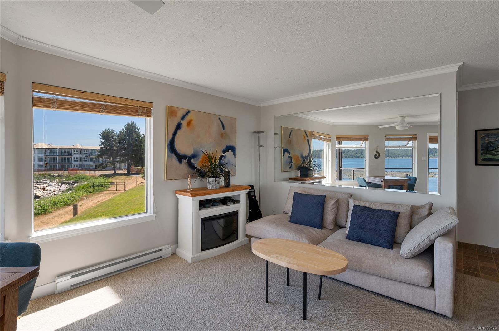 27 Island Hwy S #1202