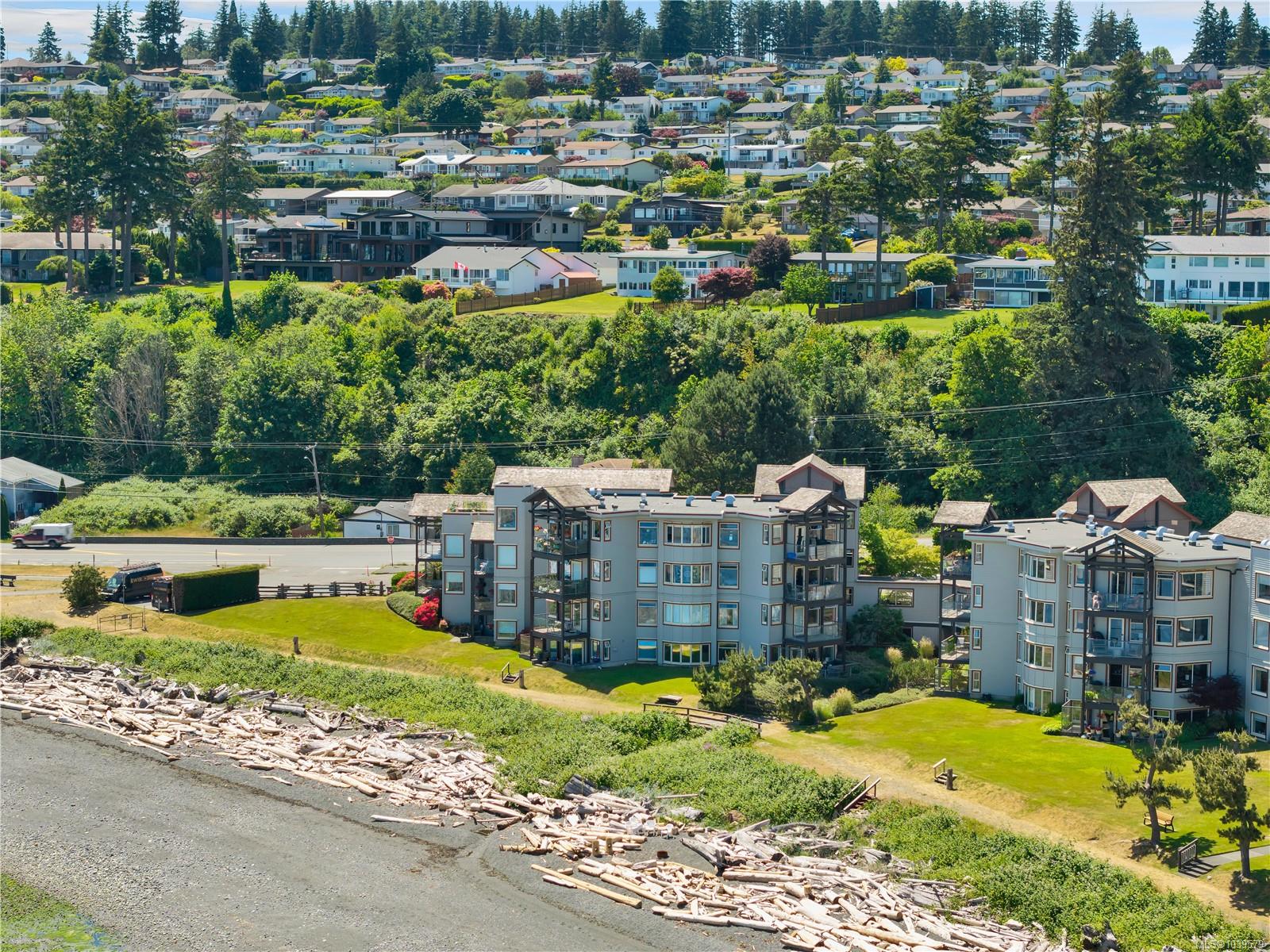 27 Island Hwy S #1202