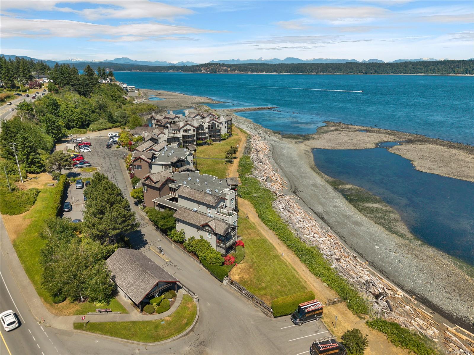 27 Island Hwy S #1202