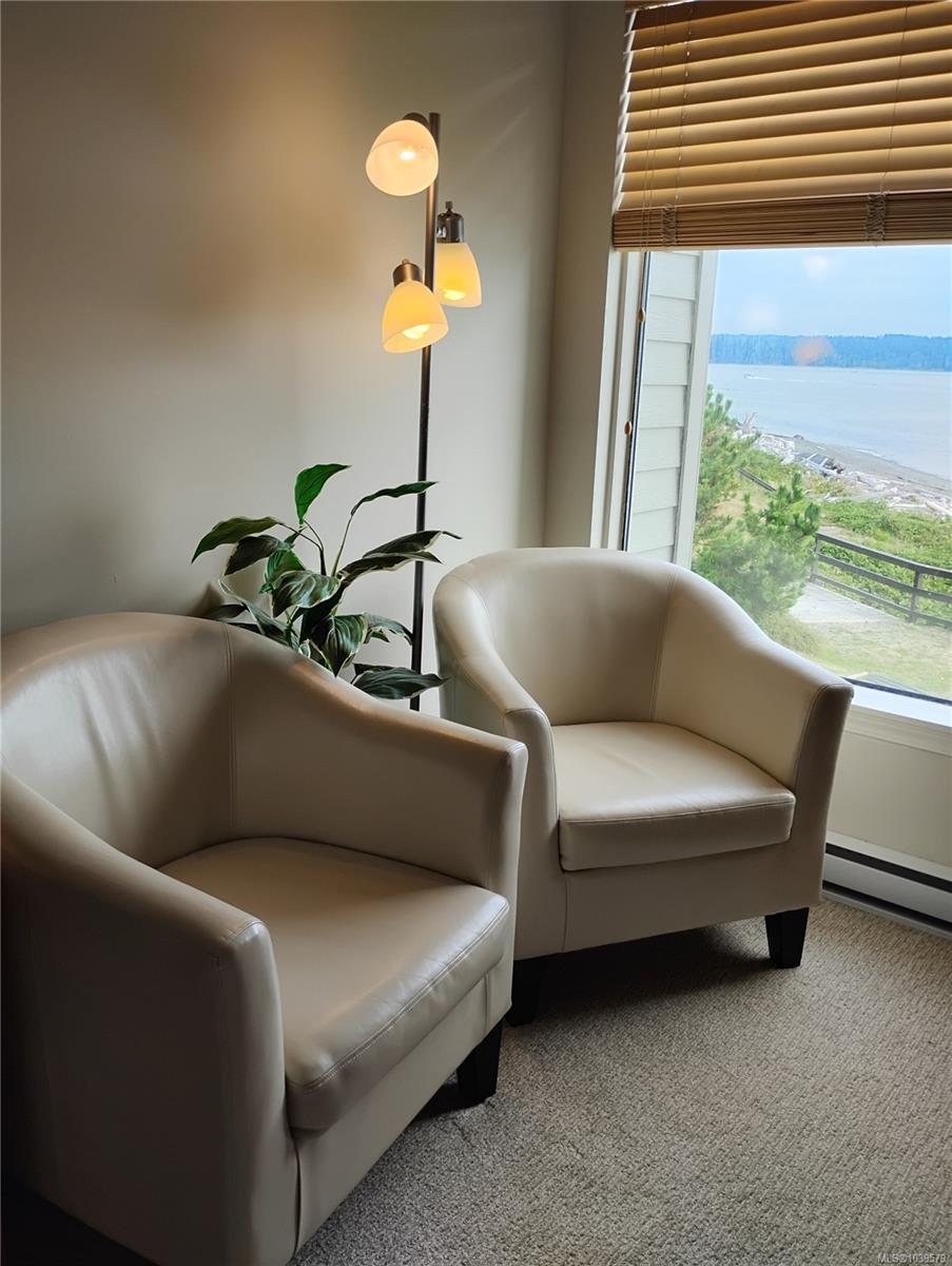 27 Island Hwy S #1202
