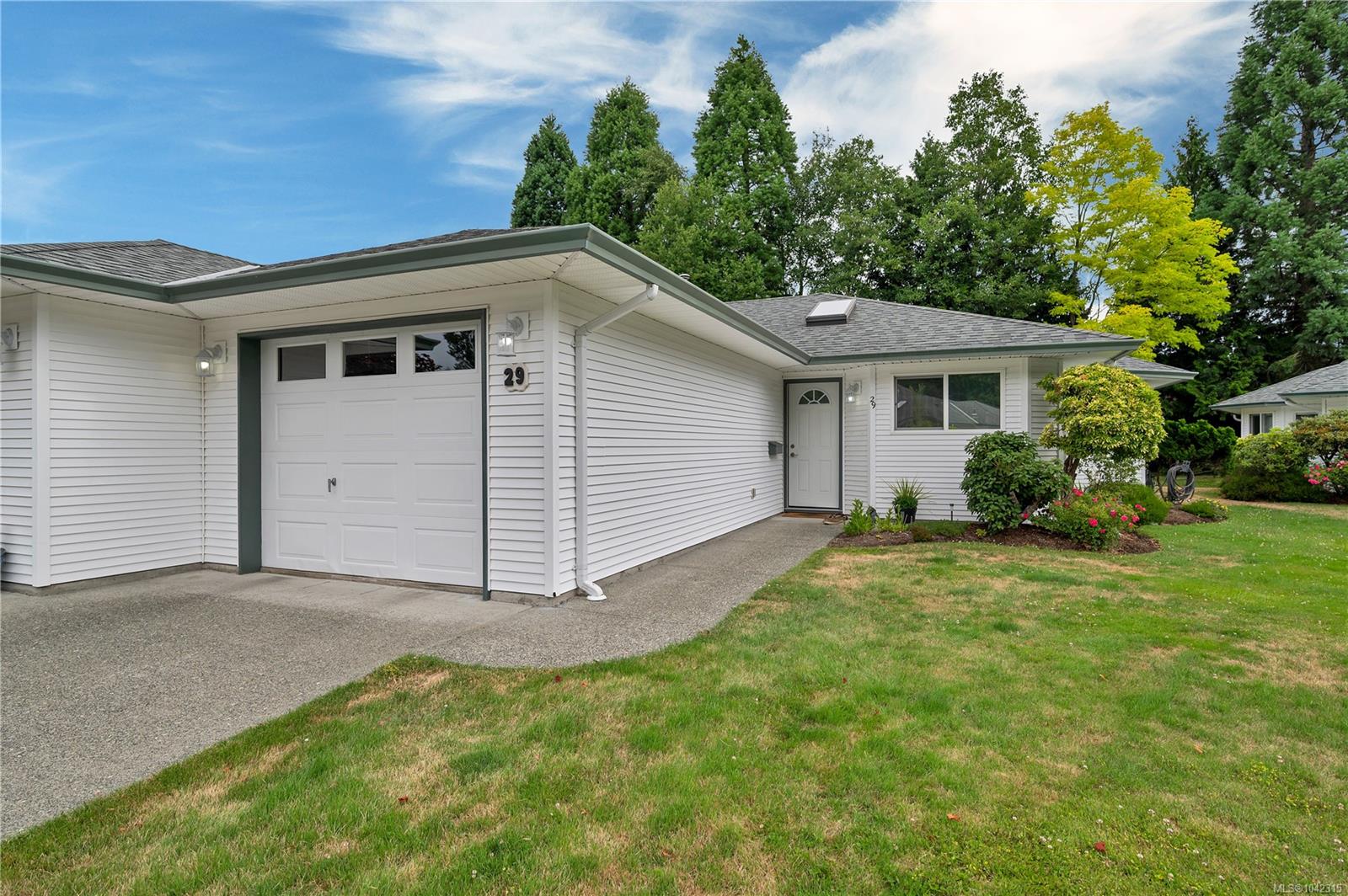 396 Harrogate Rd #29
