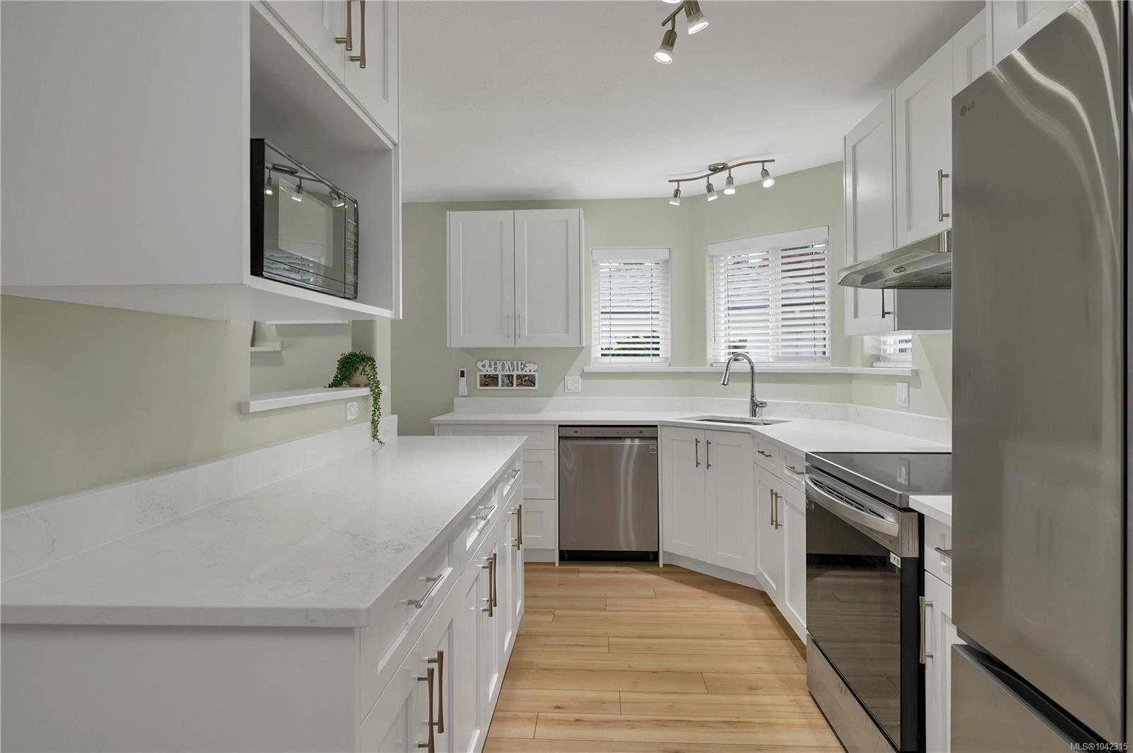 396 Harrogate Rd #29