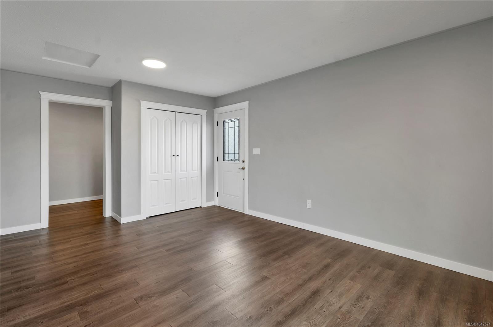 277 Carolyn Rd