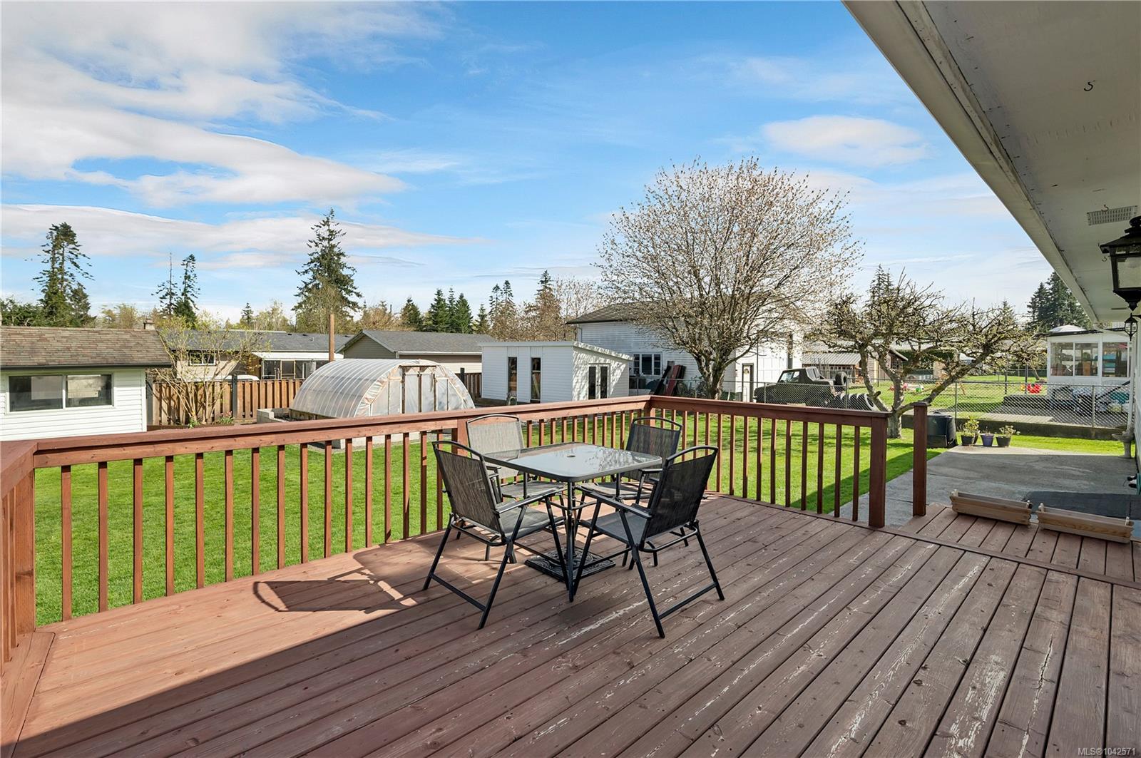 277 Carolyn Rd