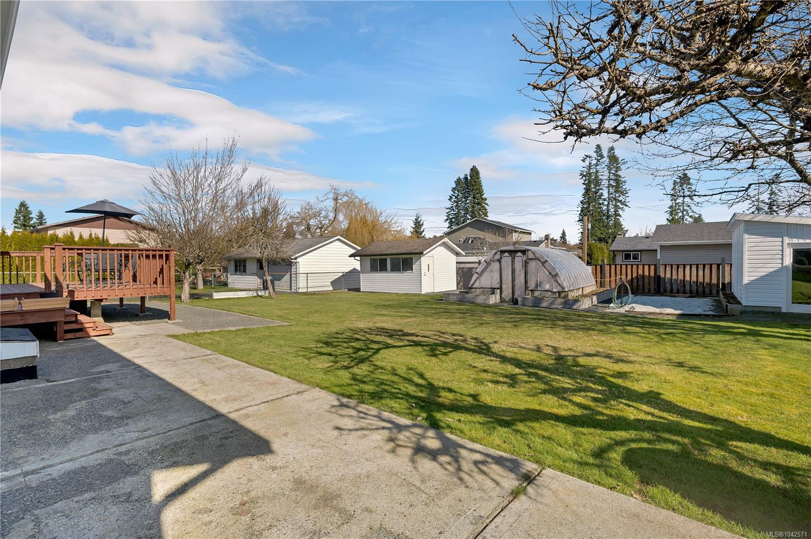 277 Carolyn Rd
