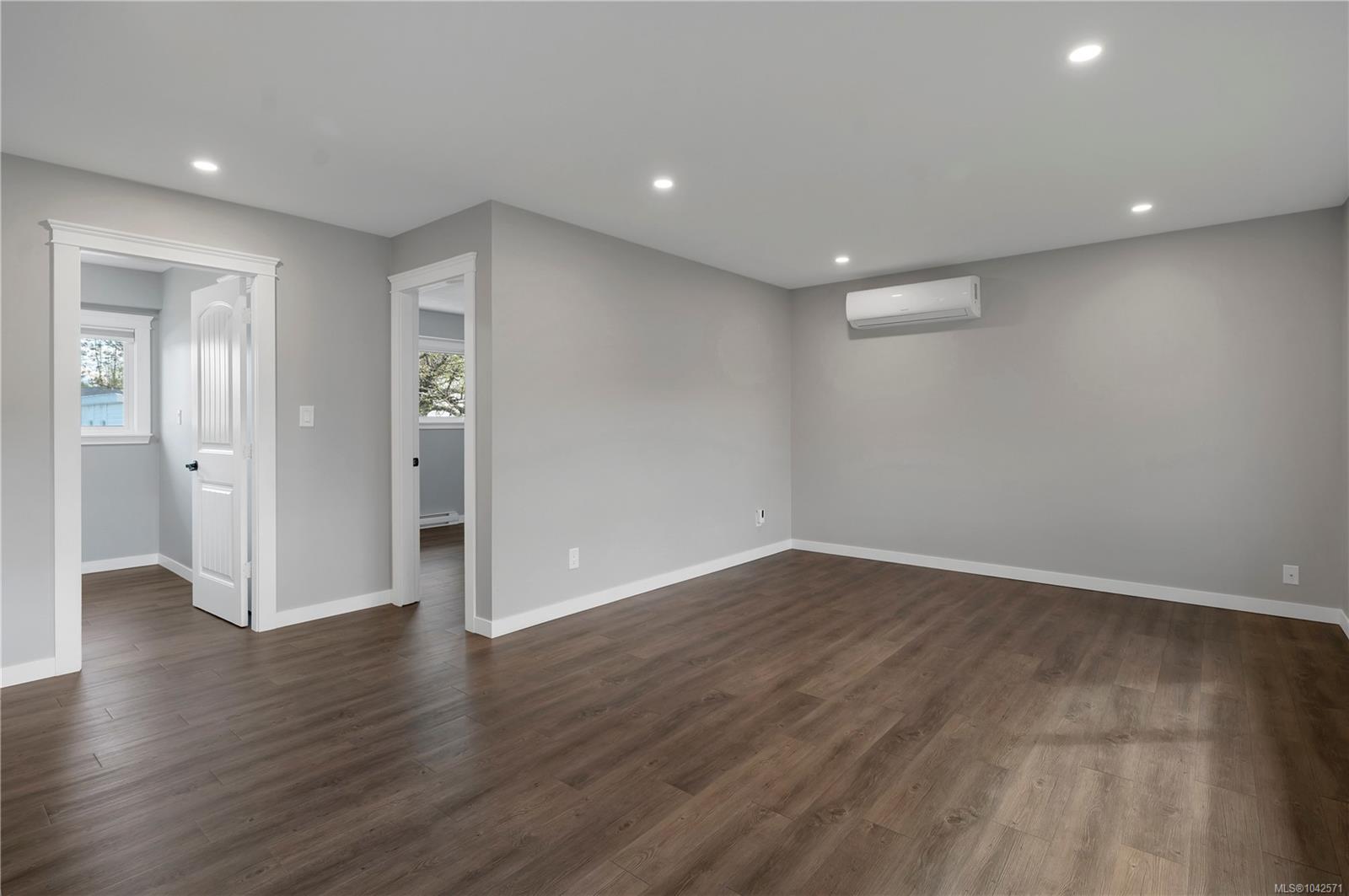 277 Carolyn Rd