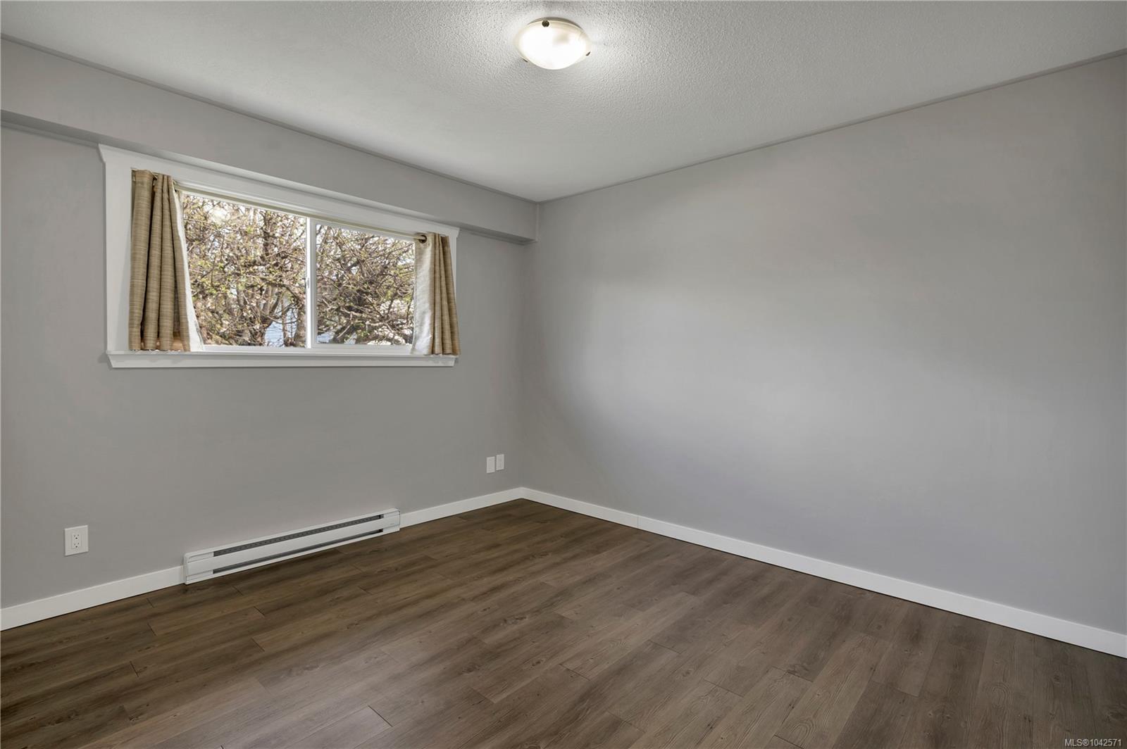277 Carolyn Rd
