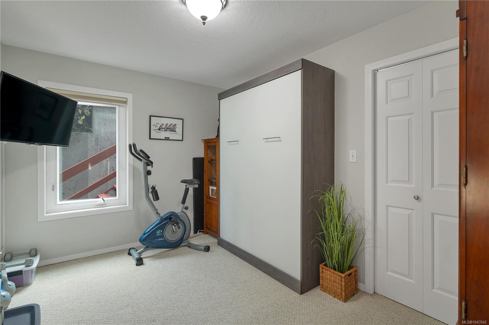 553 Island Hwy #2