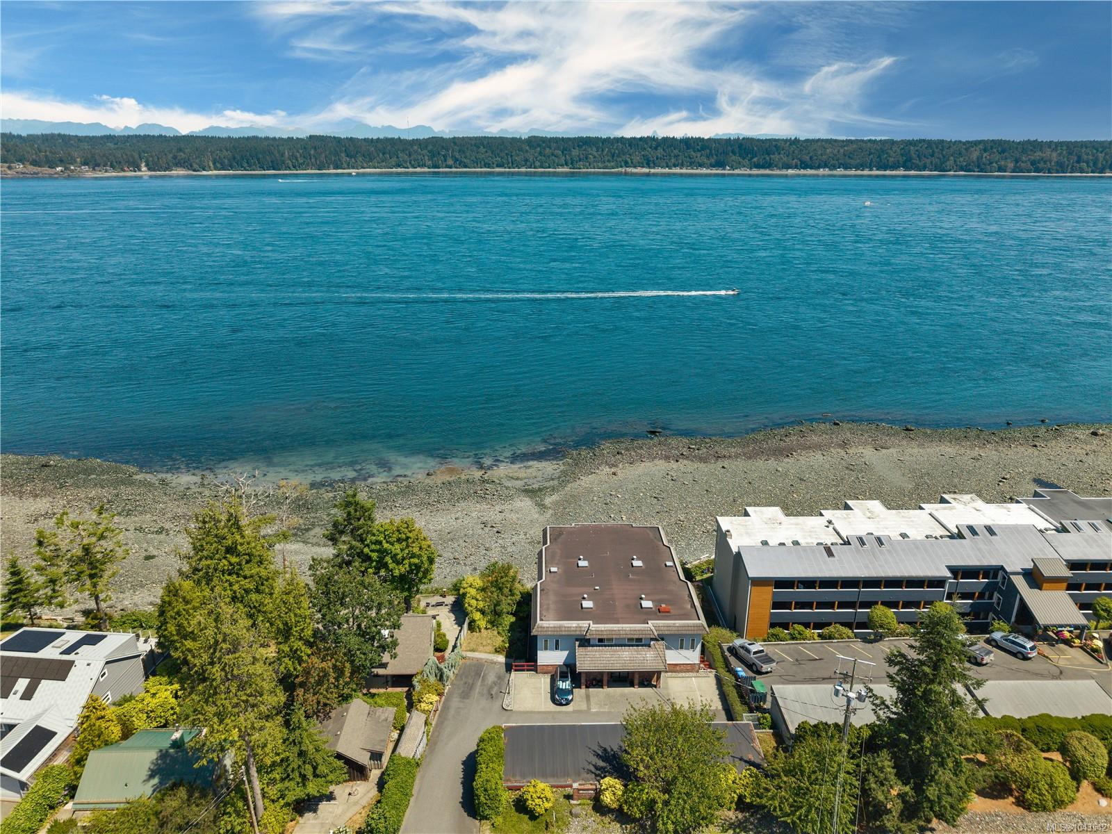 553 Island Hwy #2