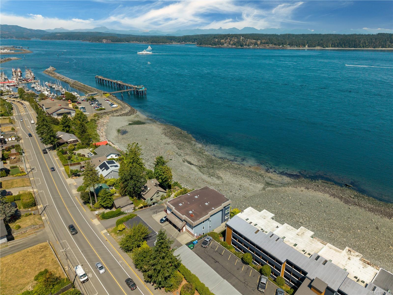 553 Island Hwy #2