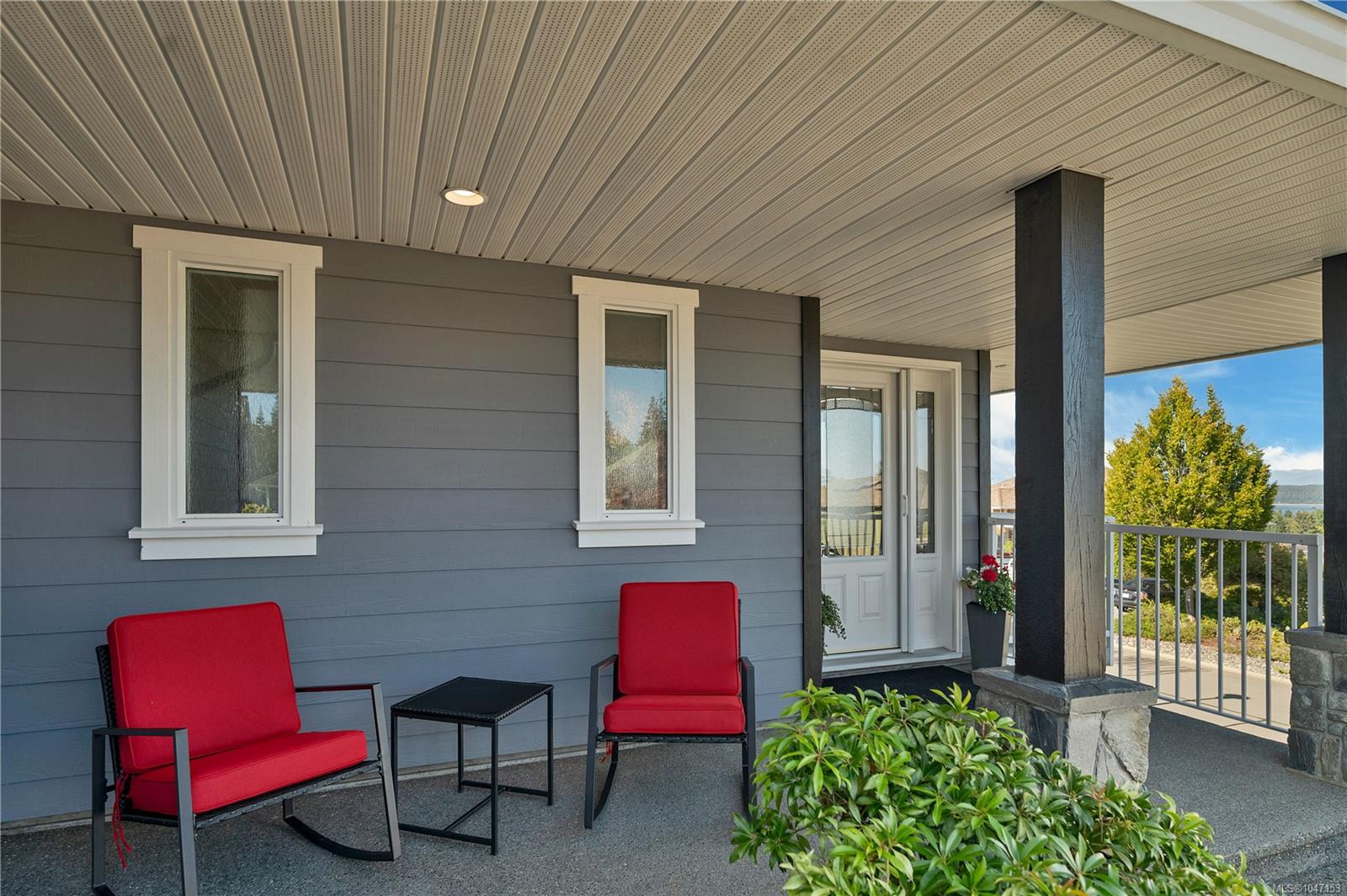 2962 Pacific View Terr