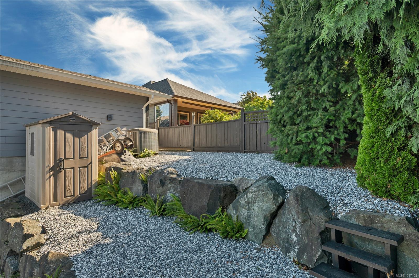 2962 Pacific View Terr