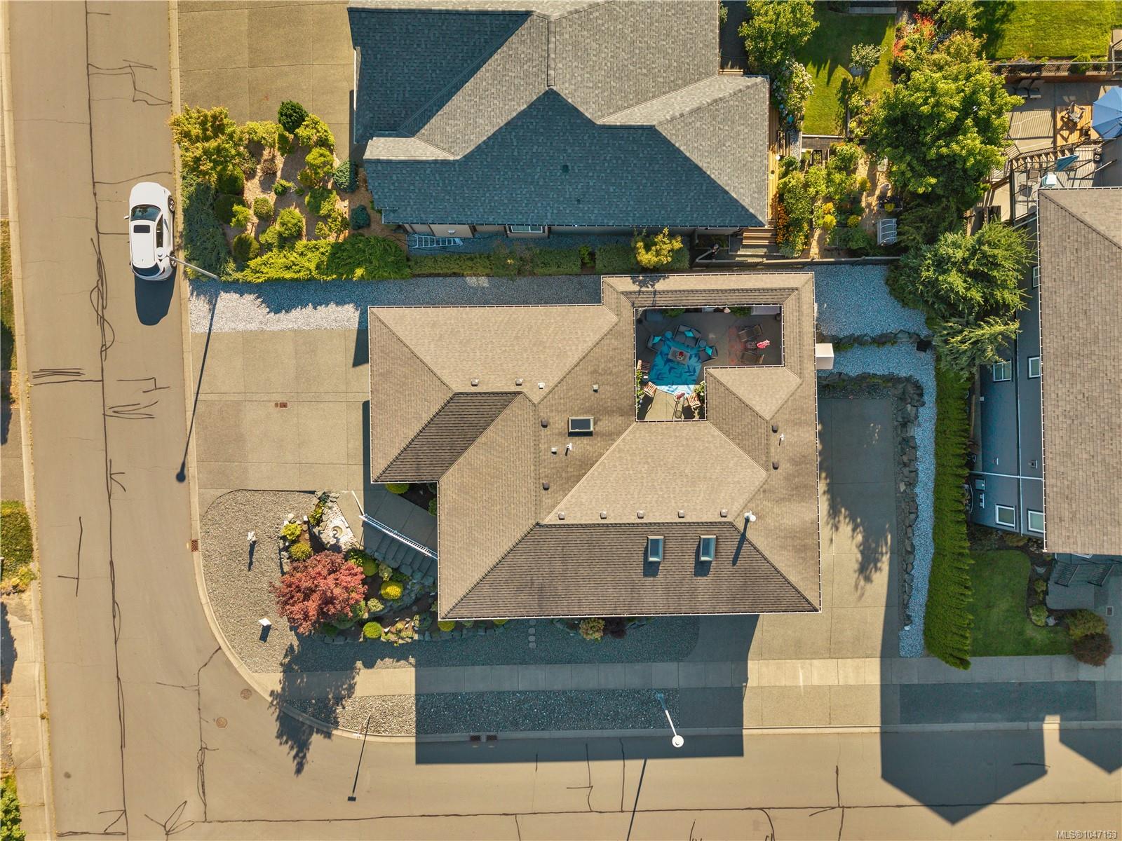 2962 Pacific View Terr