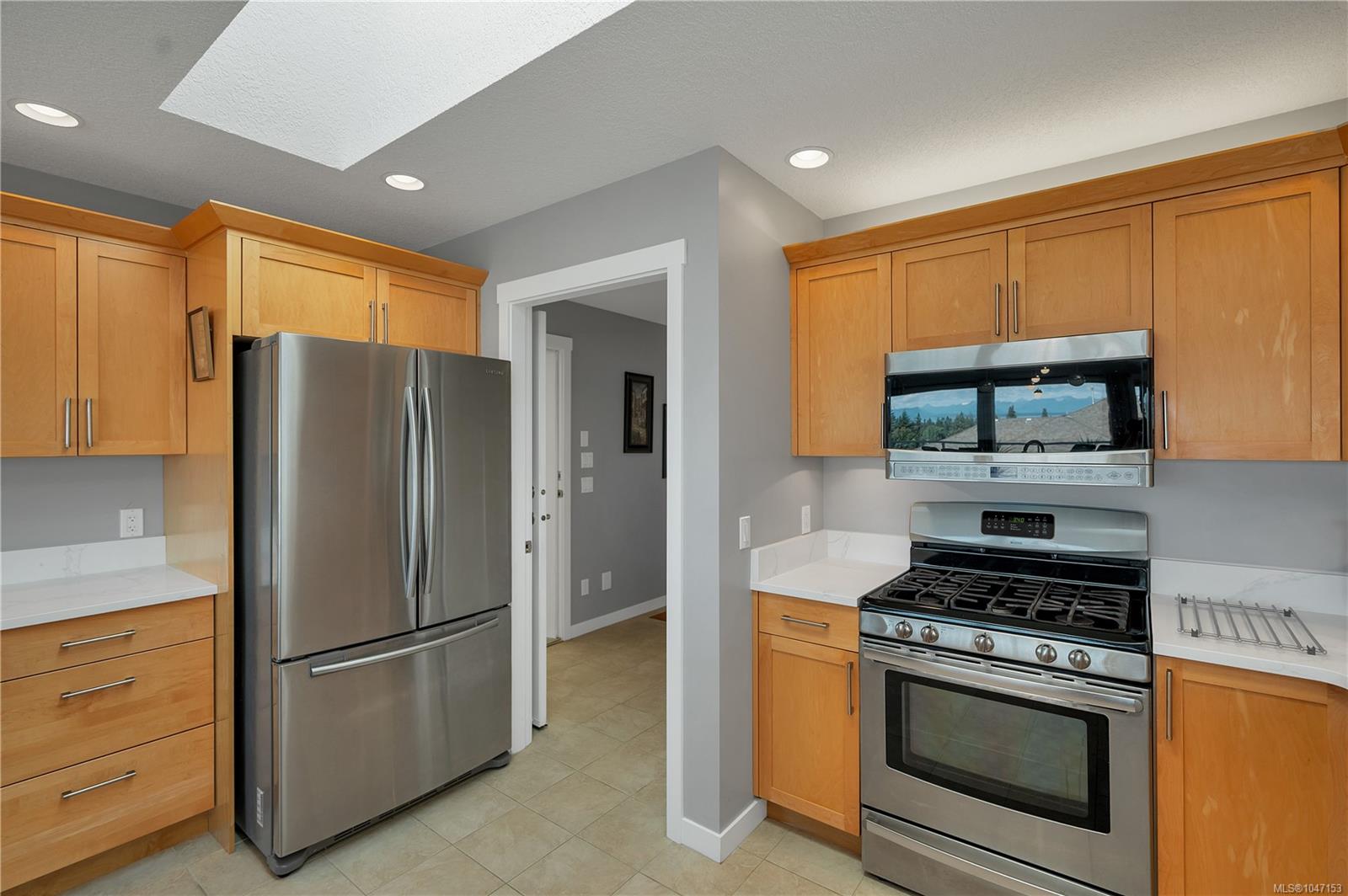 2962 Pacific View Terr