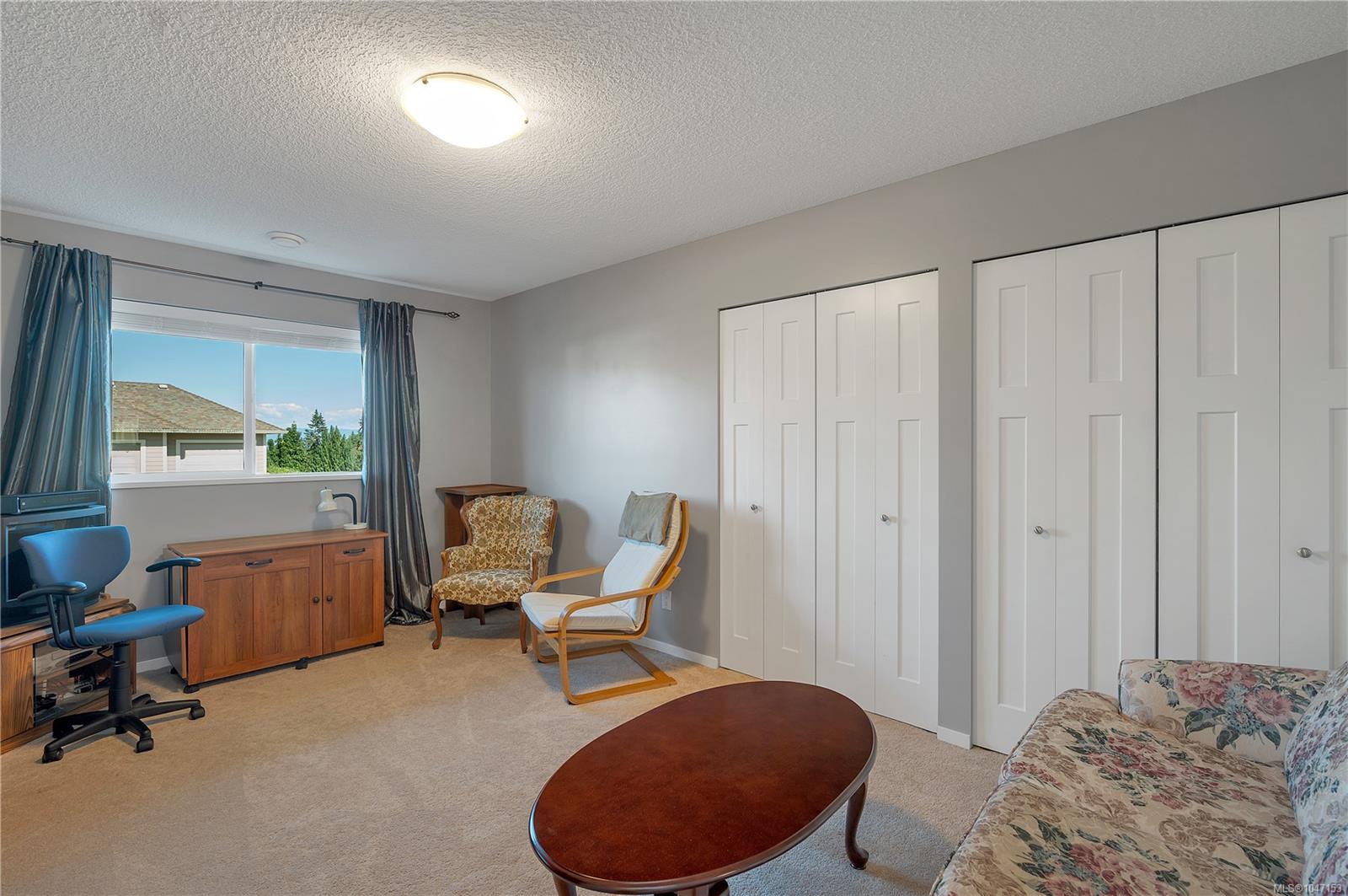 2962 Pacific View Terr