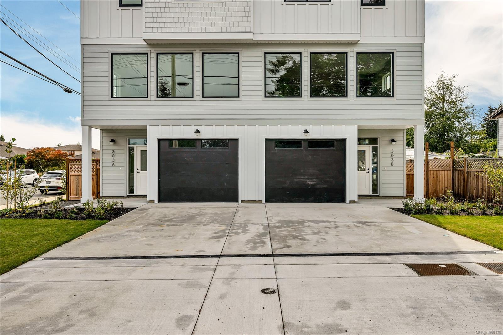 303B Hilchey Rd