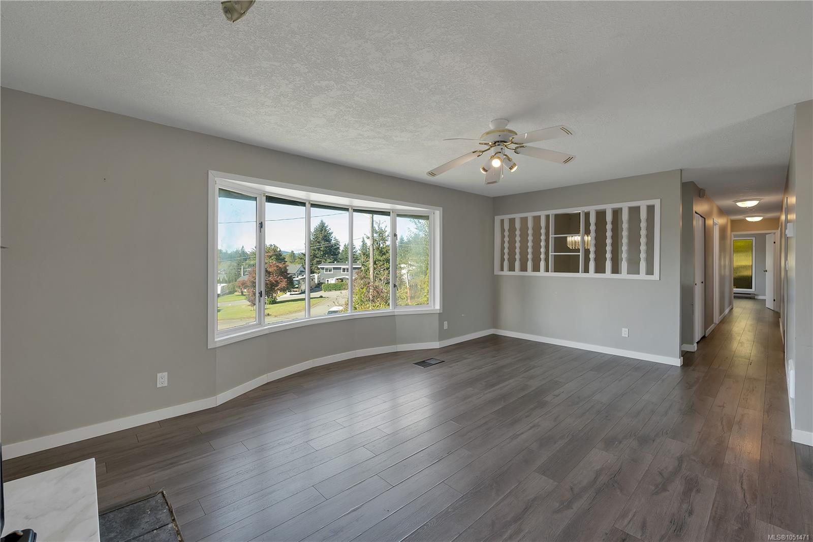 531 Savary Cres